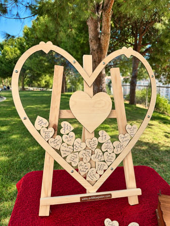 Kişiye Özel Akçaağaç Kalp Anı Kutusu (50cm) (İçi Kalp İsimlikli)
