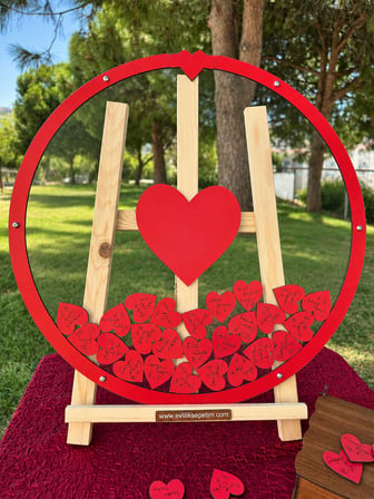 Kişiye Özel Kırmızı Yuvarlak Anı Kutusu (50cm) (İçi Kalp İsimlikli)