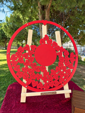Kişiye Özel Kırmızı Yuvarlak Anı Kutusu (50cm) (İçi Yuvarlak İsimlikli)