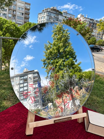 Kişiye Özel Full Gümüş Pleksi Yuvarlak Anı Kutusu (50cm)