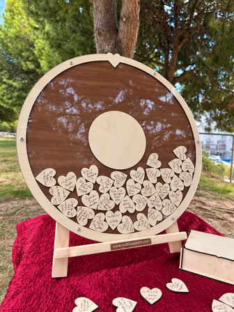 Kişiye Özel Ceviz Zeminli Akçaağaç Çerçeveli Yuvarlak Anı Kutusu (50cm) (İçi Yuvarlak İsimlikli)