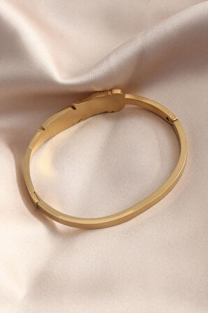 Evyora Gold Renk Yaprak Model Zirkon Taş Detay Kelepçe Kadın Bileklik