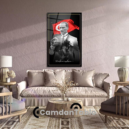 Atatürk ve Bayrak Cam Tablo