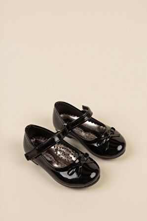 Bıyık Fiyonk Siyah Kız Çocuk Ayakkabı