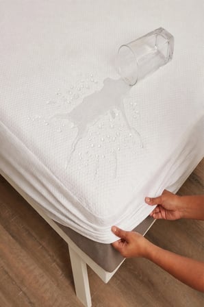 Sıvı Geçirmez Fitted Bazalı Honeycomb Desenli Yatak Alez Seti | Fitted Bazalı Alez ve 2'li Yastık Alez Koruyucusu Beyaz  | Tek Kişilik - Çift Kişilik