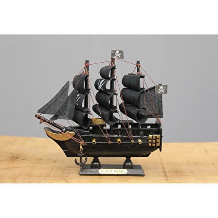 Ahşap Korsan Gemisi