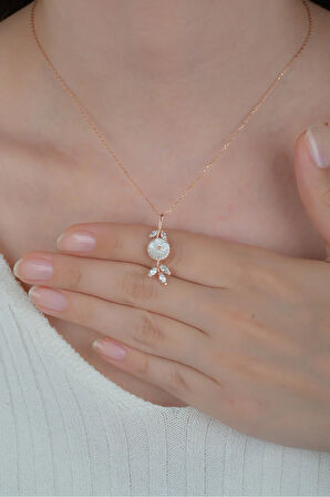 925 Ayar Gümüş Mekik Taşlı Manolya Çiçeği