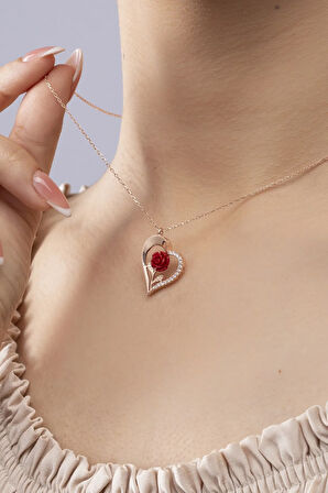 925 Ayar Gümüş Kalpteki Gül Kadın Kolye