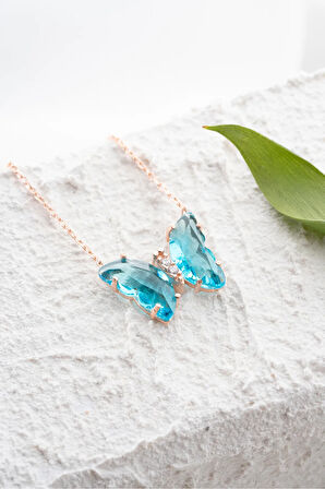 925 Ayar Gümüş Rose Kaplama Aquamarine Taşlı Kelebek Kolye