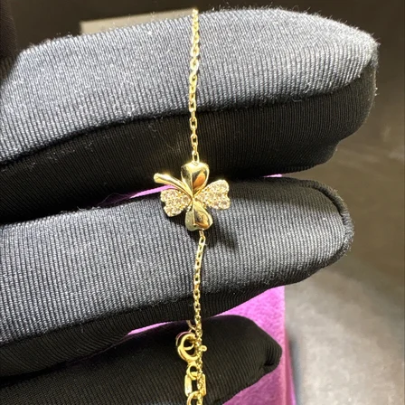 14 Ayar Altın Bileklik Yonca Taşlı 1.30gr 18 CM Kadın Hediye