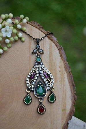 STONEAGE JEWELLERY Kök Yakut Kök Zümrüt Otantik Kadın Kolye