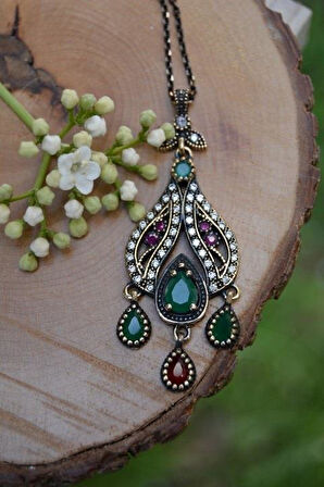 STONEAGE JEWELLERY Kök Yakut Kök Zümrüt Otantik Kadın Kolye