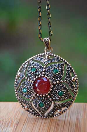 STONEAGE JEWELLERY Kök Zümrüt Kök Yakut Taşlı Otantik Kolye