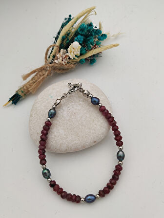 STONEAGE Gerçek Yakut ve Siyah İnci Şifa Bilekliği