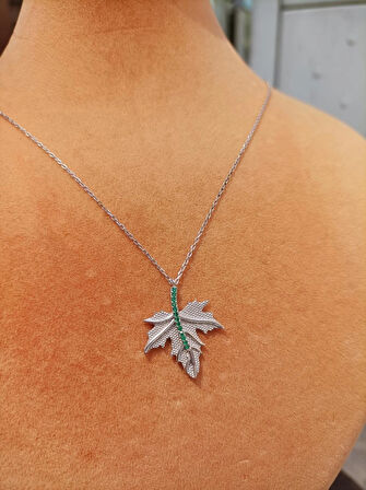 Aşkın Yaprak Modeli Gümüş Kolye