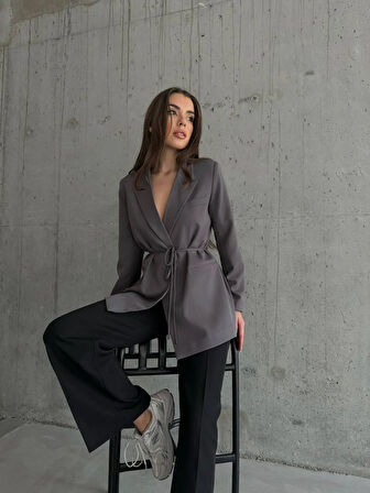 Kadın Antrasit Bel Bağlamalı Blazer Ceket