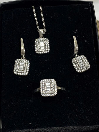 Gümüş Beyaz Taşlı Kadın Set