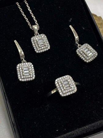 Gümüş Beyaz Taşlı Kadın Set