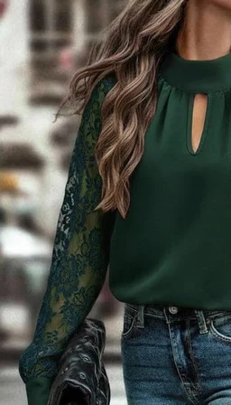 Kadın Uzun Kollu Göğüs Pencere Detay Yaka Boğazlı Kolları Tüllü Sandy Bluz