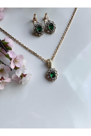 Kristal Taşlı Oval Kolye ve Küpe Seti