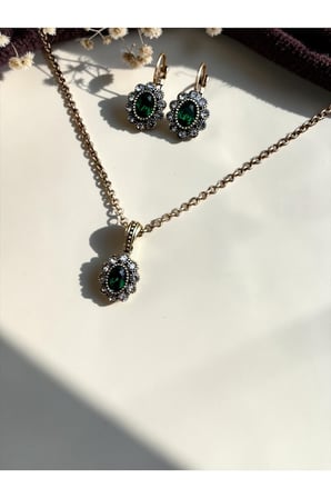 Kristal Taşlı Oval Kolye ve Küpe Seti