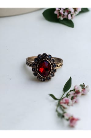 Kristal Taşlı Oval Yüzük