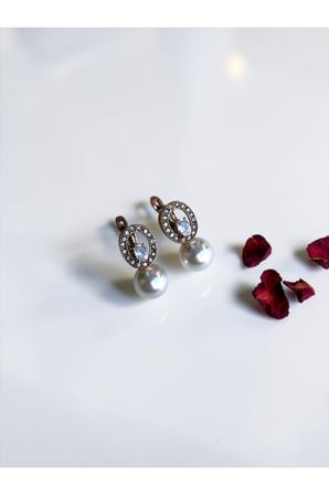 Zirkon Taşlı Oval Tasarım İnci Küpe