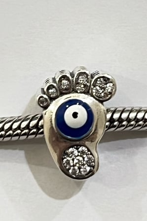 Taşlı Nazar Ayak 925 Ayar Gümüş Charm