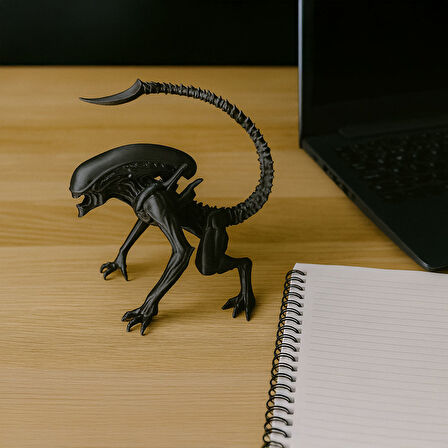 Alien Figürlü Kalemlik