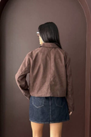 YAKALI MODEL SUNİ SÜET ASTARLI KISA CEP DETAYLI CEKET