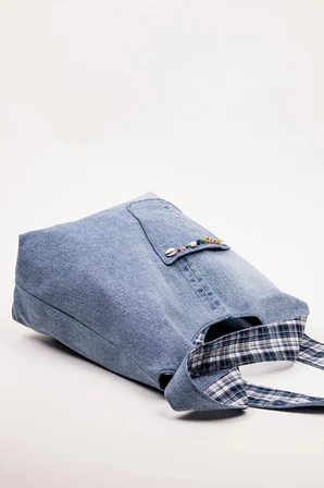 Kadın Omuz Çantası Denim İşlemeli Mıknatıslı Astarlı 40x34 cm