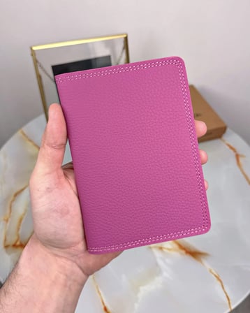 Pasaport Kabı ve Valiz Etiketi Hakiki Deri 2038 – Pembe