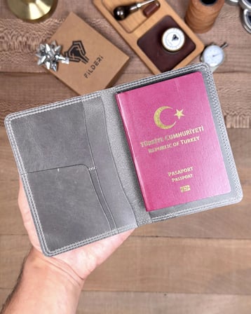 Pasaport Kabı ve Valiz Etiketi Hakiki Deri 2038 – Gri
