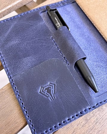 Defter Kılıfı – Lacivert Renk Hakiki Deri, Kapaklı Model | 2051