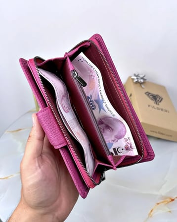Büyük Cüzdan – Hakiki Deri, Lila Guti ve Telefon Bölmeli | 2069