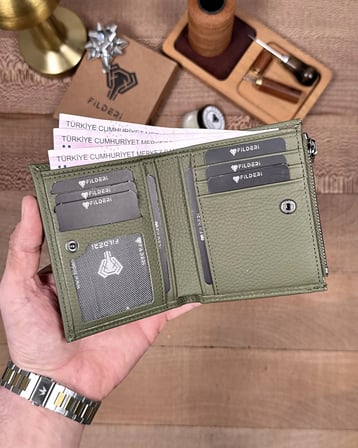 Fonksiyonel Küçük Kadın Cüzdanı – Hakiki Deri Yeşil | 2150