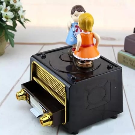 Marsilyan Öpüşen Çift Müzik Kutusu Nostaljik Radyo Tasarımlı Çok Renkli 170 gr Hediyelik