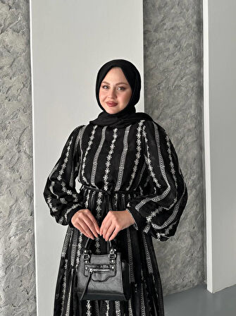 Premium Kalite Brode Güpür Detaylı Elbise  