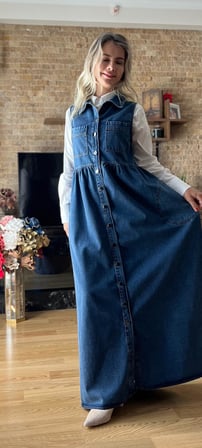 Kadın Kolsuz Düğmeli Cepli Kot Jile Elbise – Mevsimlik Denim Boydan Düğmeli