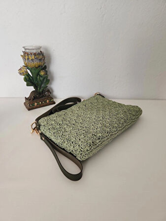 Shell Stitch Model,  Suni Deri Astarlı, Kağıt İp, Clutch  Çanta  Yeşil
