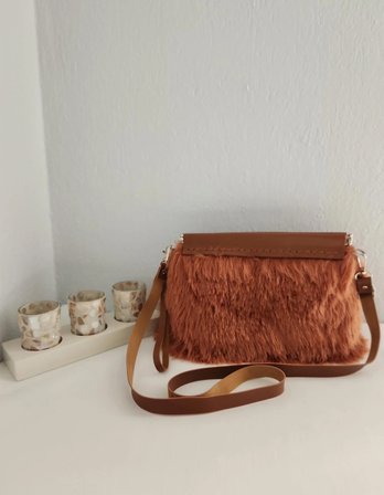 Elegance , Taba, Yaylı Burslu, Tüylü,Kadın, Clutch Çanta