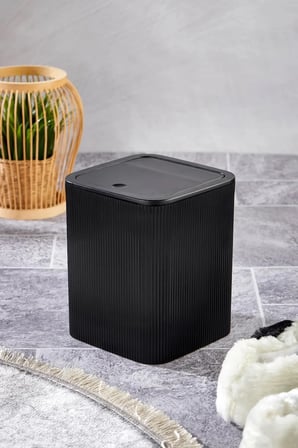 Kare Çöp Kovası Plastik 5 Litre Click Kapak