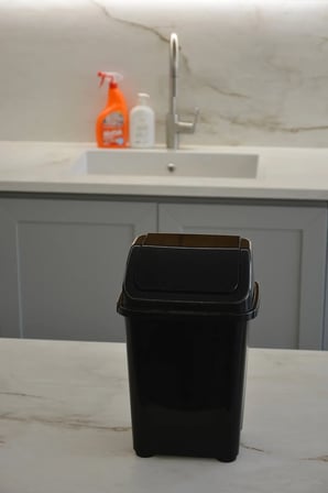 Kapaklı Çöp Kovası 10 Lt Fantazi 2 No Çöp Kovası 10 Litre