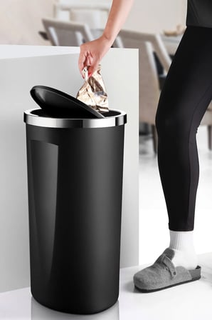 Lenox 35 Lt Döner Kapaklı Banyo Mutfak Ofis Çöp Kovası Siyah