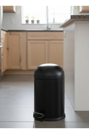 Bon Kapak 5 Litre Amortisörlü Siyah Pedallı Çöp Kovası Hijyenik İç Kovalı M