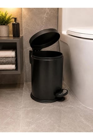 Siyah 5 Litre Pedallı Çöp Kovası TKEBT Siyah