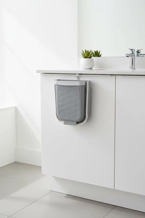 Katlanabilir Çöp Kovası 6 Litre (6000 ml) - Silikon ve Plastik Gövde, Askıl