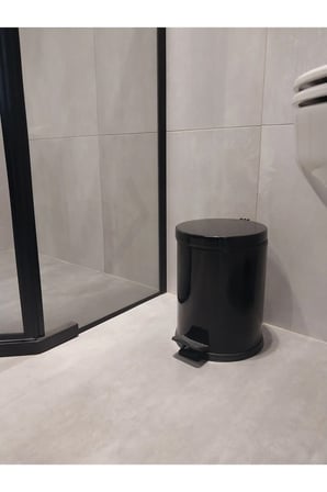 BELİNZA ÇÖP KOVASI PEDALLI SİYAH 5 LT