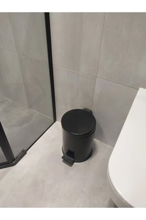 BELİNZA ÇÖP KOVASI PEDALLI SİYAH 5 LT