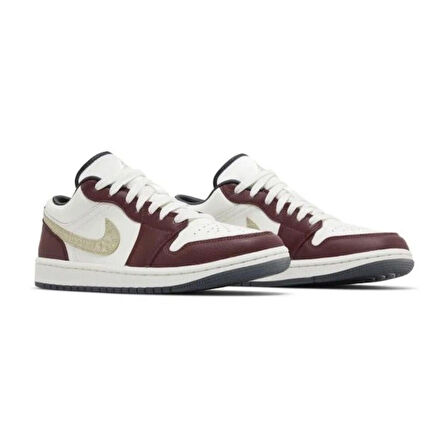 Nike Air Jordan 1 Low SE Year of the Dragon